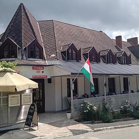 Diána Fogadó Keszthely Esterno foto