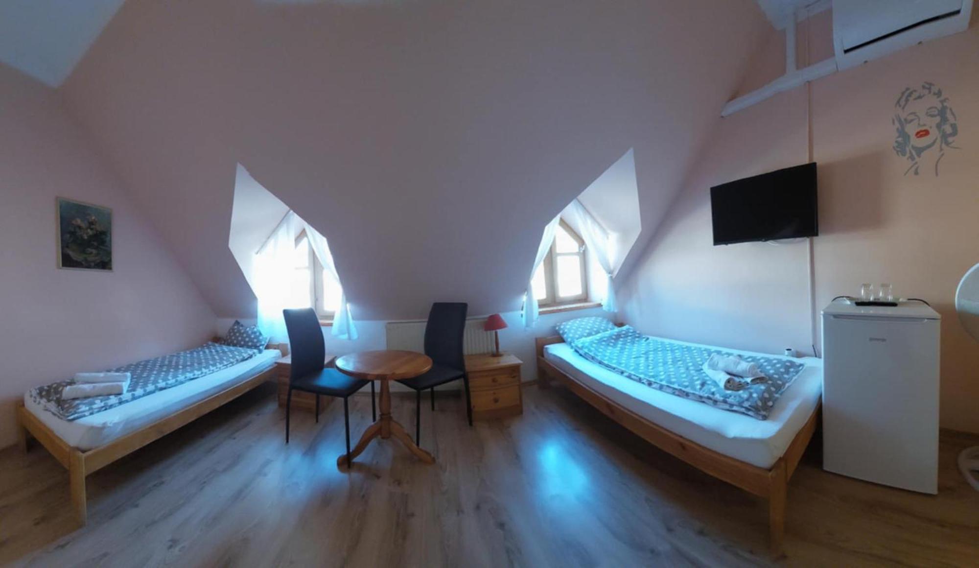 Diána Fogadó Keszthely Esterno foto